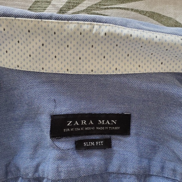 Zara medium shirt slim fit - Picture 2 of 2